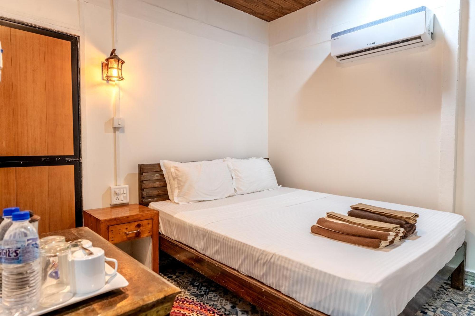 Simrose Hotel Agonda Ngoại thất bức ảnh