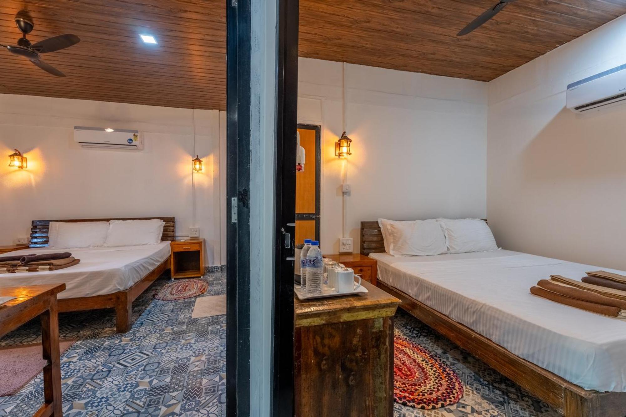 Simrose Hotel Agonda Ngoại thất bức ảnh