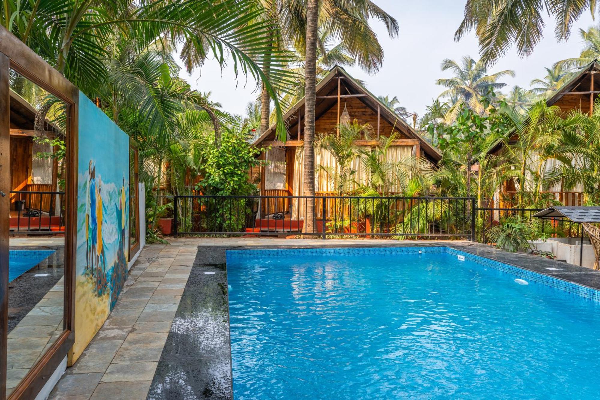 Simrose Hotel Agonda Ngoại thất bức ảnh