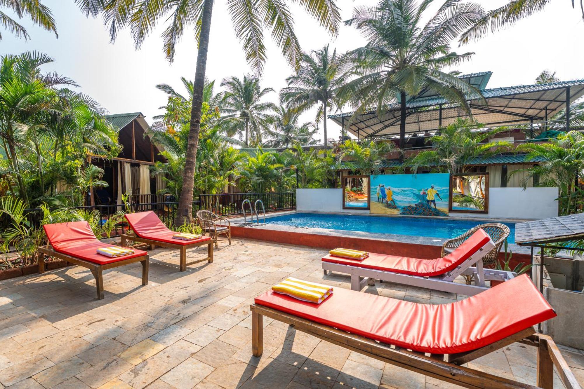 Simrose Hotel Agonda Ngoại thất bức ảnh