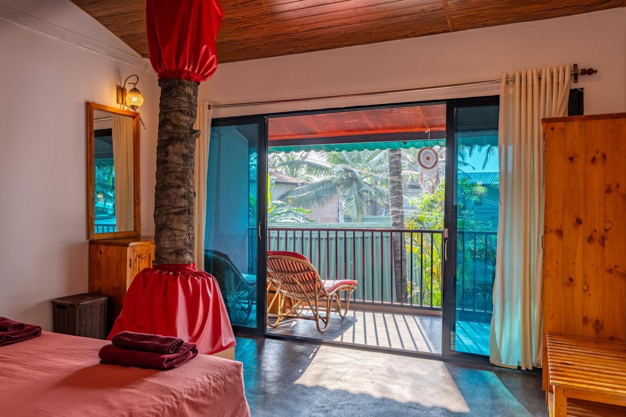 Simrose Hotel Agonda Ngoại thất bức ảnh