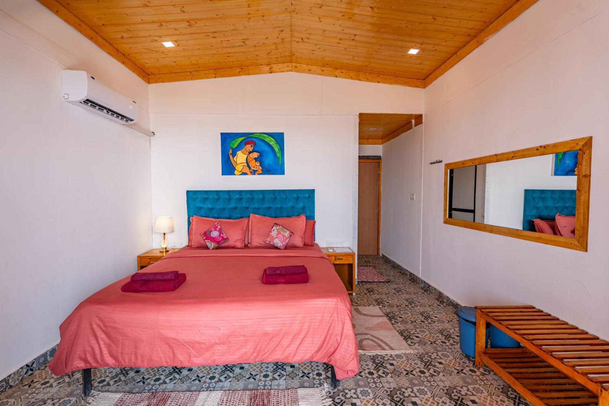 Simrose Hotel Agonda Ngoại thất bức ảnh