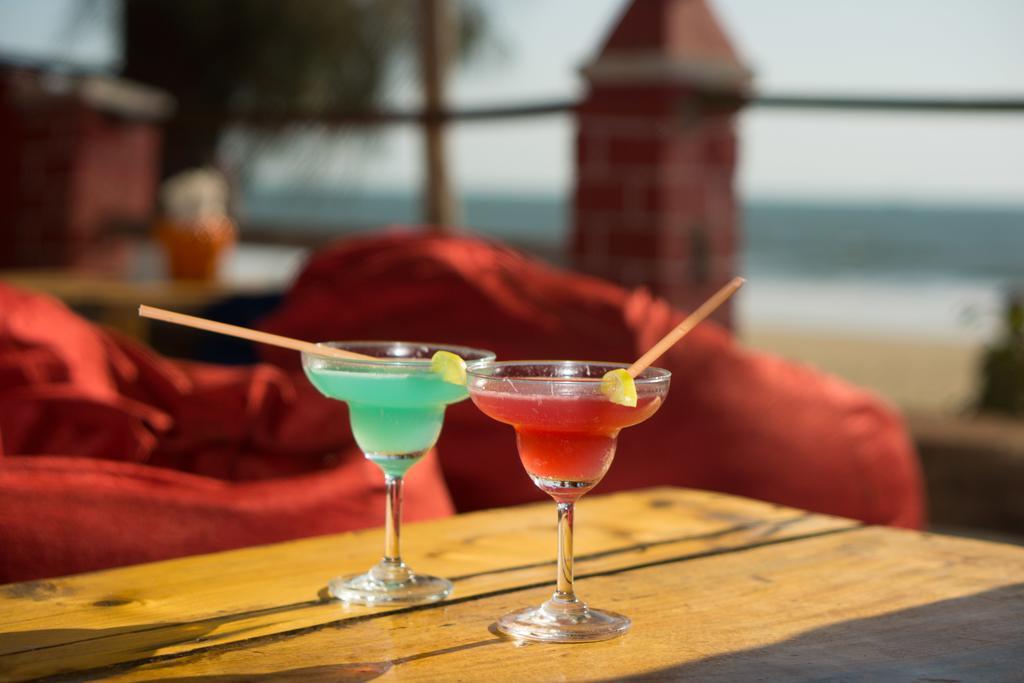 Simrose Hotel Agonda Ngoại thất bức ảnh